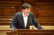 Sergi Sabrià durant la segons sessió del debat d'investidura de Quim Torra