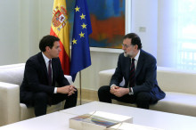 Pla general de la reunió entre el president de Cs, Albert Rivera, i el president espanyol, Mariano Rajoy