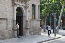 L'entrada de les seu de la Diputació de Barcelona el 24 de maig del 2018