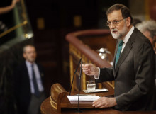 El president del govern espanyol, Mariano Rajoy, des de la tribuna del Congrés dels Diputats durant el debat de la moció de censura contra seu