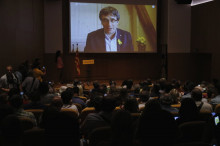 L'expresident de la Generalitat Carles Puigdemont intervé a través d'una videoconferència a l'acte de presentació de Crida Nacional per la República
