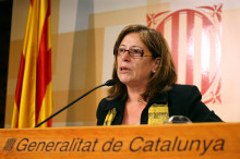 Carme Capdevila compareixent davant els mitjans de comunicació