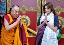 Carla Bruni sí es va reunir amb el Dalai ara fa uns mesos