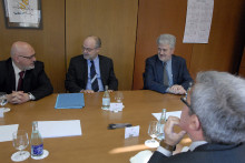 huguet, castells, saura, comissió, finançament