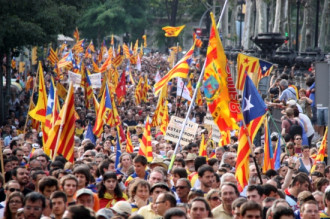 Catalunya torna a cridar 'independència'