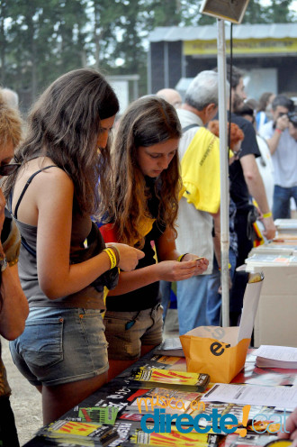 La mostra d'entitats al concert #CatalunyaLlibertat
