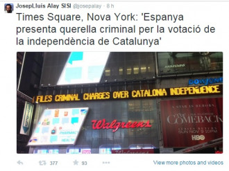 Times Square, Nova York: 'Espanya presenta querella criminal per la votació de la independència de Catalunya'