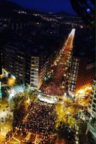Més de 100.000 persones omplen els carrers de Bilbao a favor dels presos polítics d’ETA
