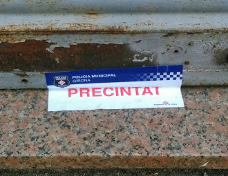 A Girona, urnes estatals ben precintades