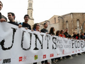 Imatge de la manifestació en favor de TV3 de passat 9 de maig a València convocada per Acció Cultural del País Valencià