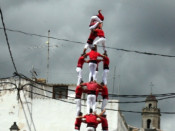 4de9 amb folre de la Colla Joves Xiquets de Valls