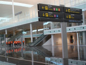 t1 aeroport prat terminal t-sud