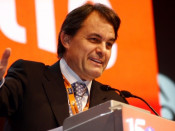 artur mas reelegit