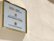 Imatge de la inauguració de la seu de la representació de la Generalitat a l'Alguer, a càrrec de l'aleshores vicepresident català, Josep-Lluís Carod-Rovira