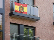 bandera espanyola, estanquera, balco, hispanitat, franquista