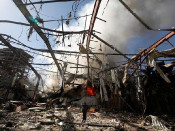 El resultat d'un bombardeig liderat per l'Aràbia Saudita al Iemen el mes passat
