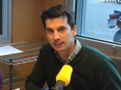 El presentador d''El Suplement', Ricard Ustrell, i Luis Gonzalo Segura