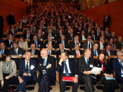 Pla general de l'acte convocat per l'AVE al Palau de Fires i Congressos de Tarragona
