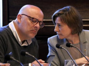Imatge dels membres de la mesa Carme Forcadell i Lluís Corominas, durant la reunió de la mesa del Parlament