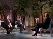 Moment de l'entrevista Puigdemont-Junqueras amb el director de TV3, Vicent Sanchís