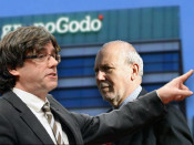 marios carol, carles puigdemont, grupo godo, la vanguardia