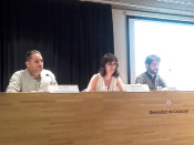 El director de l'Agència Catalana de la Joventut, Cesc Poch, i la directora general de Joventut, Marta Vilalta, durant la roda de premsa