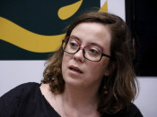La diputada de la CUP Eulàlia Reguant, a la presentació del llibre 'I tot això com es paga?'