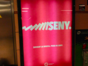 Imatge d'una de les publicitats al Metro de Barcelona