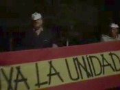 Captura de pantalla del vídeo que mostra l'assetjament patit per la vicepresidenta valenciana Mónica Oltra al seu domicili