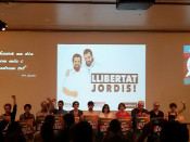Els participants a l'acte organitzat per Universitats per la República