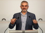 Pla mig del portaveu parlamentari de Cs, Carlos Carrizosa