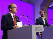 El portaveu del Govern, Jordi Turull, i el conseller de Salut, Toni Comín, en roda de premsa