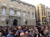 L'escola catalana respon als atacs i es mobilitza arreu del país