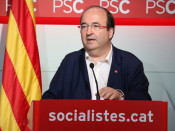 Pla mig del primer secretari del PSC, Miquel Iceta, en roda de premsa