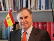enrique viguera, ambaixador, grecia,