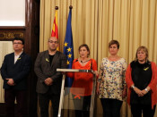 Pla mig llarg de la presidenta del Parlament, Carme Forcadell, acompanyada del membres de la Mesa Nuet, Guinó, Simó i Barrufet