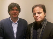 El president Carles Puigdemont i el tinent d'alcaldia de l'Ajuntament de Barcelona, Jaume Asens, junts en una fotografia que el segon ha penjat al seu compte de Twitter