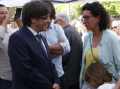 El president de la Generalitat, Carles Puigdemont, i la secretària general d'ERC, Marta Rovira