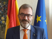 el Cònsul General, Ricardo Martínez Vázquez