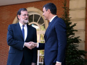 El president espanyol, Mariano Rajoy, rep el líder del PSOE, Pedro Sánchez, a la Moncloa,