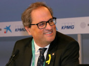 Pla curt del president de la Generalitat, Quim Torra, somrient abans de participar a la sessió inaugural de la 34a reunió del Cercle d'Economia a Sitges