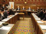 El conseller d'Afers Exteriors, Raül Romeva i el diputat de l'SNP, George Kerevan, durant la presentació del grup de discussió sobre Catalunya al Parlament britànic