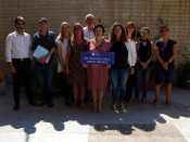 Fotografia de família de la Taula del Tercer Sector amb el lema ''En defesa dels drets socials'', el 9 de juliol de 2018