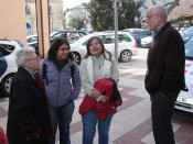 Àngels Monera i la seva família abans del judici.