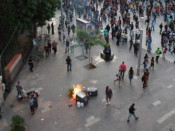 batalla campal, barcelona, mossos, antisistema