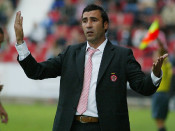 agné, entrenador