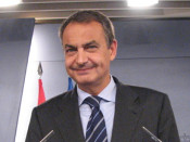 Zapatero a la sala de premsa de La Moncloa