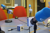 COM Ràdio, micròfons