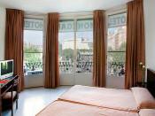 habitacio hotel monegal vistes les rambles rambla