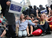 manifestants, policia, mossos, acampada, indignats, acampadabcn